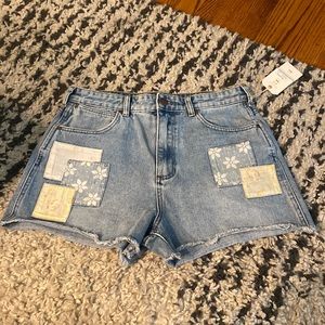 Brand new with tags Billabong x Wrangler High Waisted Denim Shorts